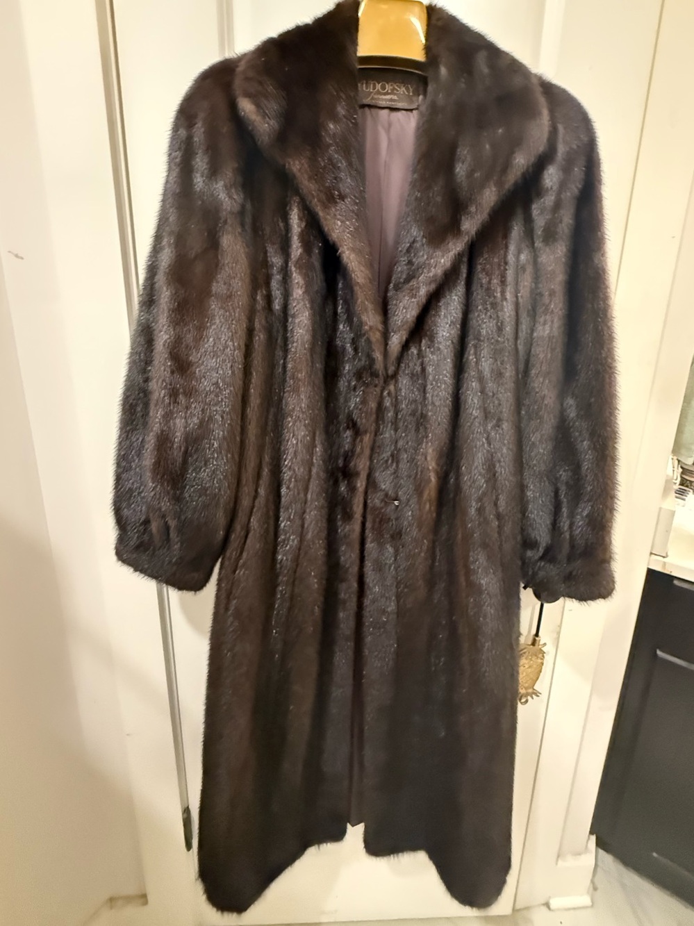 Vintage Yudofsky Furriers Full Length Dark Brown Mink Fur Coat